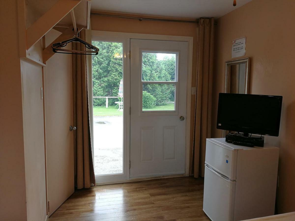 Motel Belair Rigaud Dış mekan fotoğraf